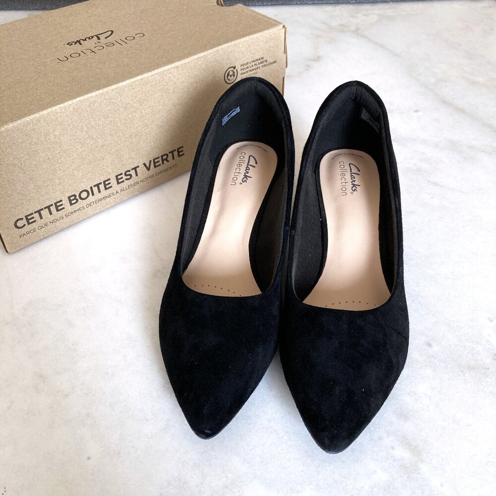 NIB! New in box Clarks black Teresa Step pump / pointed toe shoes, suede leather